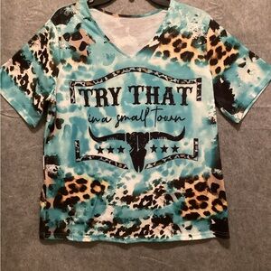 Women's Graphic Tee - Turquoise and Leopard Print. (C16)